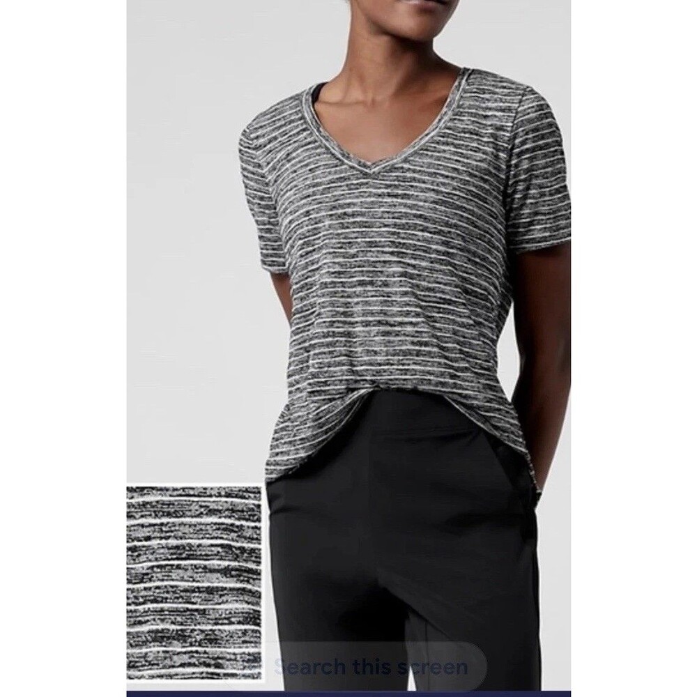 Athleta Breezy Scoop V-Neck Tee Striped Size Medium